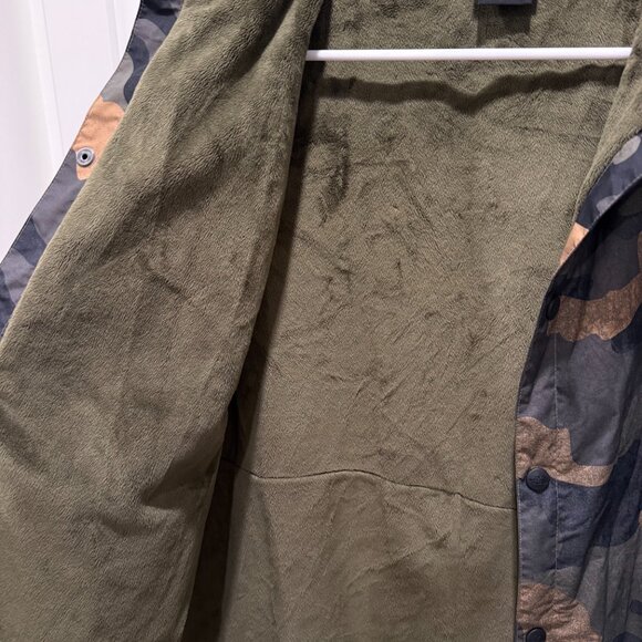 North Face Camo Telegraphic Coaches Jacket — Women's Small - Picture 5 of 5